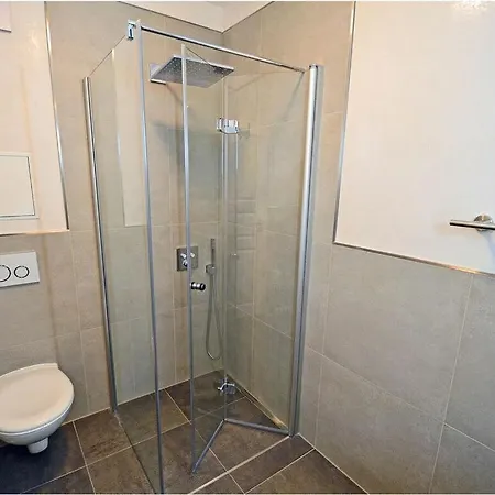 Rosa 2 Comfortable Holiday home *