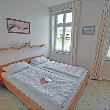 Rosa 2 Comfortable Glowe